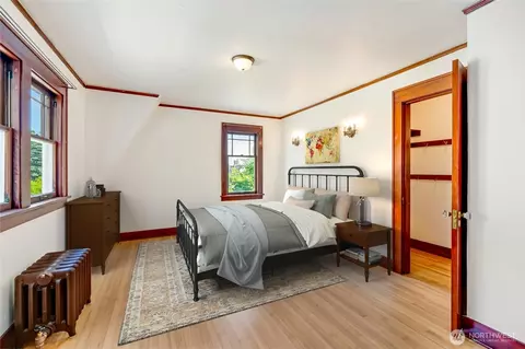 Bedroom - 4918 S 3rd Ave, Everett, WA 98203 photo 4 of 7
