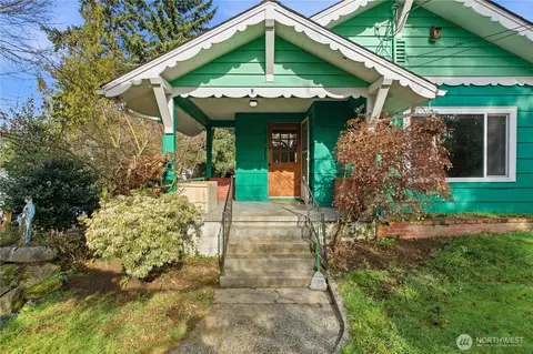 445 S 96th St, Tacoma, WA 98444