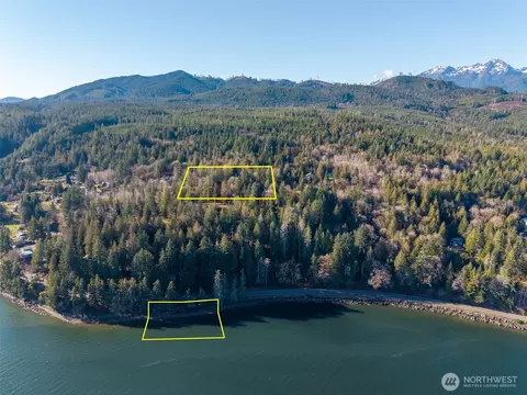 456 N Hwy 101, Hoodsport, WA 98548