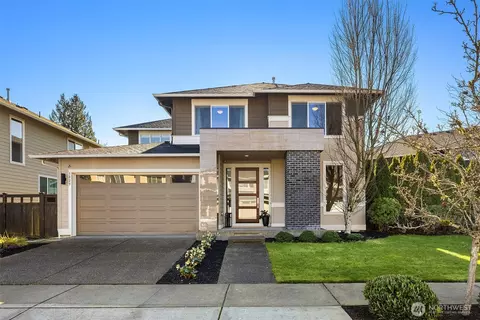 3829 NE 24th Ct, Renton, WA 98056