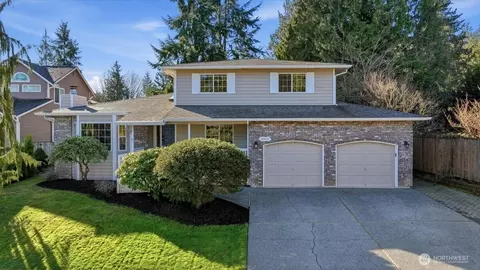 10922 39th Dr SE, Everett, WA 98208