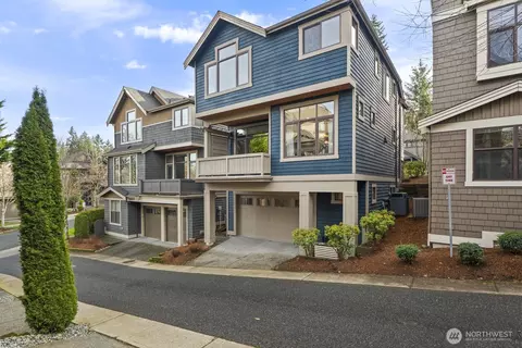 2170 NW Stoney Creek Dr, Issaquah, WA 98027
