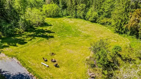 39028 32nd Ave E, Eatonville, WA 98328