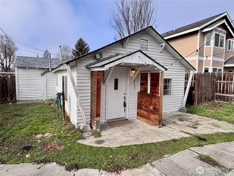 1203 N Okanogan St, Ellensburg, WA 98926