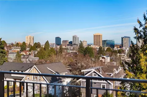 4136 Eastern Ave N, Seattle, WA 98103 photo 36