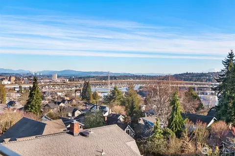 4136 Eastern Ave N, Seattle, WA 98103 photo 35