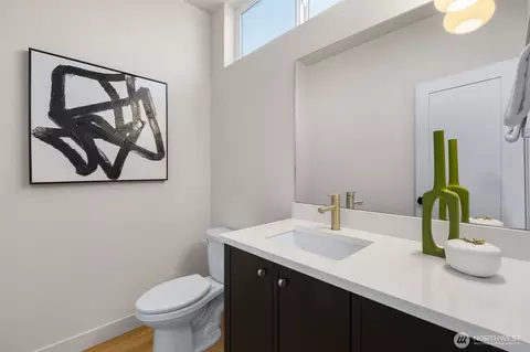 4136 Eastern Ave N, Seattle, WA 98103 photo 15