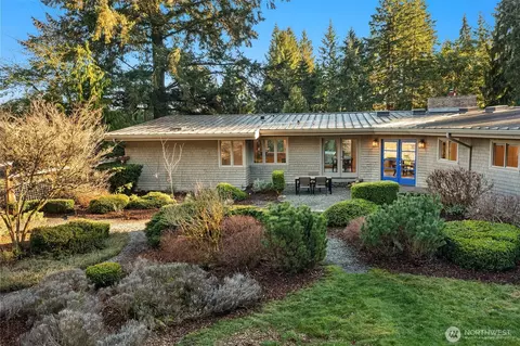 11918 SW 236th St, Vashon, WA 98070