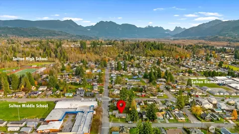 View/Area - 712 3rd St, Sultan, WA 98294 photo 5 of 7