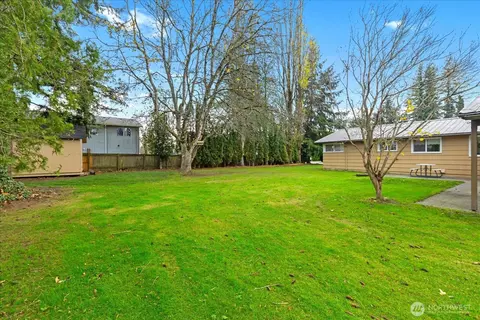 Exterior - 712 3rd St, Sultan, WA 98294 photo 7 of 10