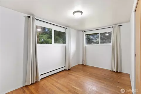 Bedroom - 712 3rd St, Sultan, WA 98294 photo 5 of 5