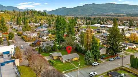 View/Area - 712 3rd St, Sultan, WA 98294 photo 2 of 7