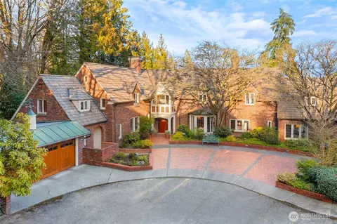 300 Maiden Ln E, Seattle, WA 98112