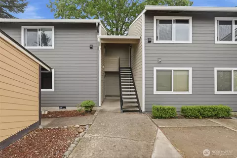 605 SE 121st Ave #5, Vancouver, WA 98683
