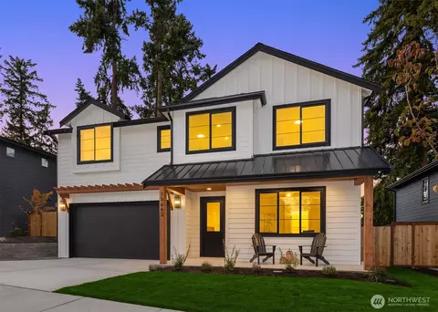 13662 NE 101st St, Kirkland, WA 98033
