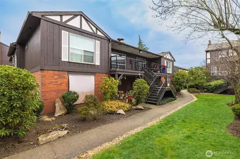 3425 S 176th St #282, Seatac, WA 98188