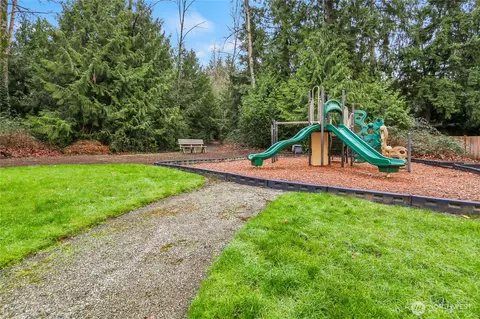 View/Area - 13823 54th Ave SE, Everett, WA 98208 photo 1 of 1