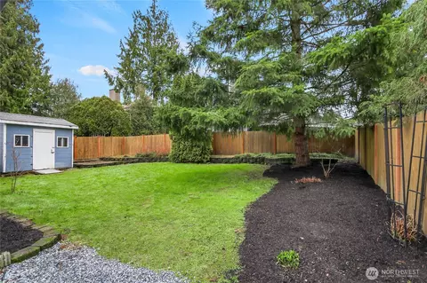 Exterior - 13823 54th Ave SE, Everett, WA 98208 photo 3 of 6