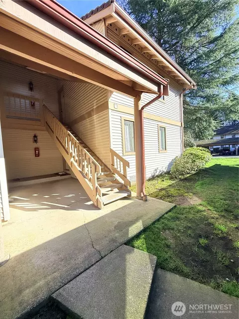 17307 119th Ln SE #K12, Renton, WA 98058