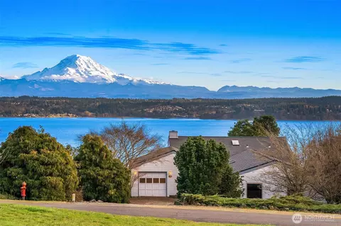 7609 SW 259th St, Vashon, WA 98070