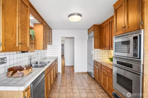 Kitchen - 1203 Madrona Ave, Everett, WA 98203 photo 2 of 2
