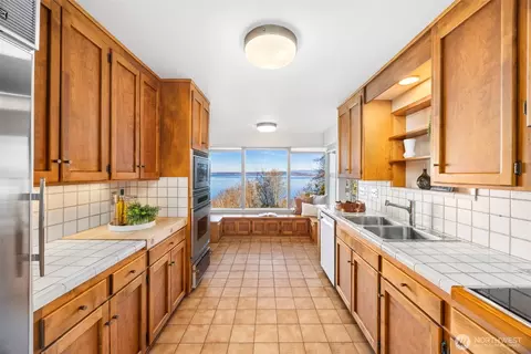 Kitchen - 1203 Madrona Ave, Everett, WA 98203 photo 1 of 2