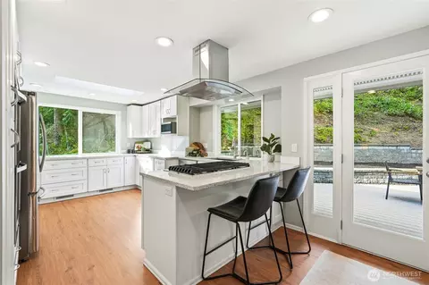 Kitchen - 4822 Fowler Ave, Everett, WA 98203 photo 4 of 6