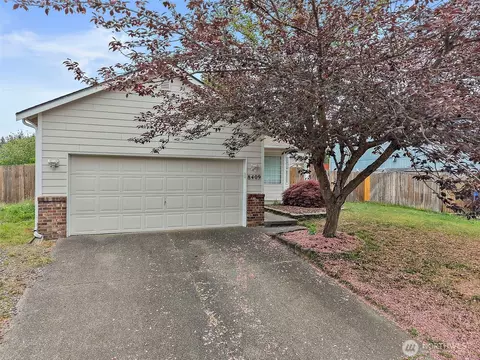 8409 201st St E, Spanaway, WA 98387