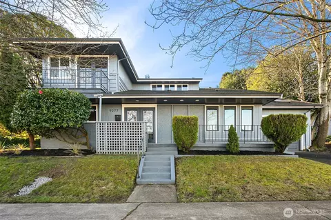 9277 Spear Pl S, Seattle, WA 98118