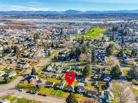 View/Area - 1717 Cedar St, Everett, WA 98201 photo 7 of 9