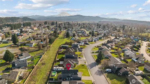 View/Area - 310 Orting Ave NW, Orting, WA 98360 photo 5 of 6