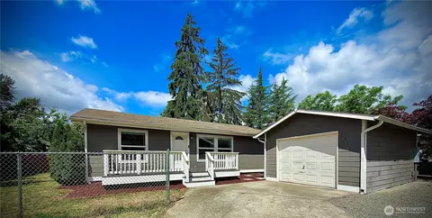 1311 104th St E, Tacoma, WA 98445