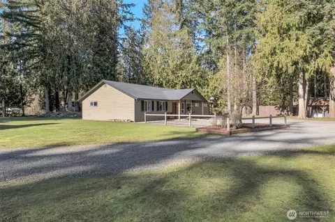 Exterior - 37905 250th Ave SE, Enumclaw, WA 98022 photo 4 of 15