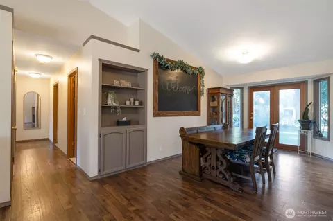 Entry Way - 37905 250th Ave SE, Enumclaw, WA 98022 photo 1 of 1