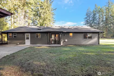 Exterior - 37905 250th Ave SE, Enumclaw, WA 98022 photo 7 of 15