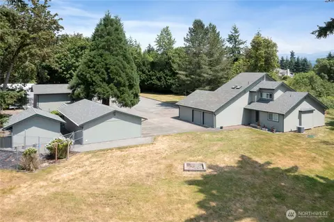 21806 168th St E, Orting, WA 98360