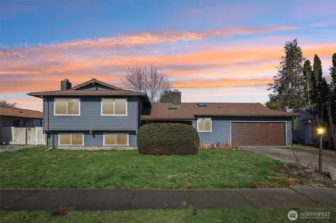 22 R Pl NE, Auburn, WA 98002