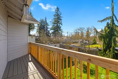 Exterior - 12308 30th Ave W, Everett, WA 98204 photo 3 of 8