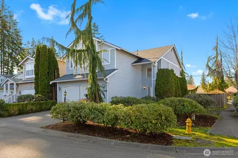 Exterior - 12308 30th Ave W, Everett, WA 98204 photo 2 of 8