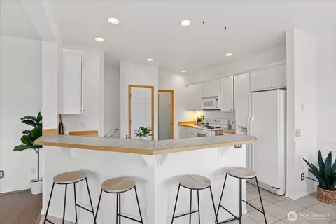 Kitchen - 12308 30th Ave W, Everett, WA 98204 photo 1 of 3