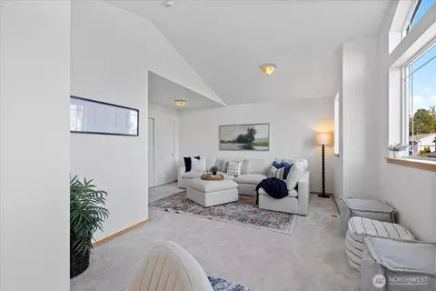 Living - 12308 30th Ave W, Everett, WA 98204 photo 3 of 3