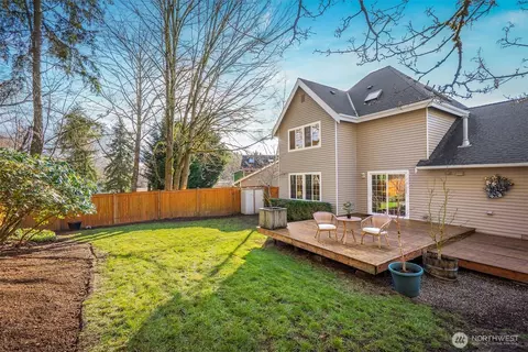 Exterior - 22709 12th Pl W, Bothell, WA 98021 photo 4 of 12