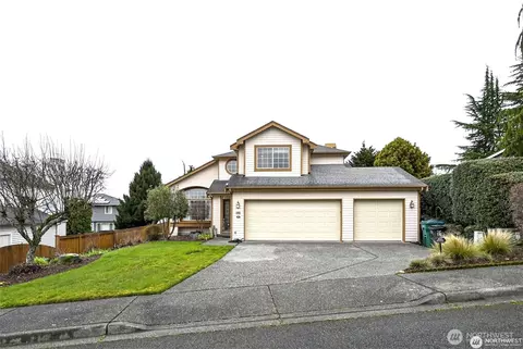 5822 74th Dr NE, Marysville, WA 98270