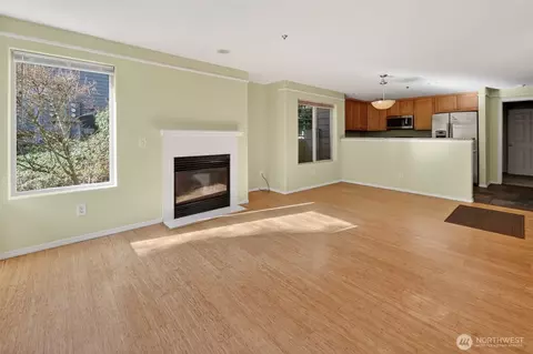 15345 Sunwood Blvd #D104, Tukwila, WA 98188