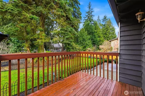 Exterior - 2728 164th Pl SE, Bothell, WA 98012 photo 4 of 9