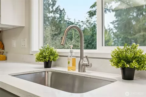 Kitchen - 2728 164th Pl SE, Bothell, WA 98012 photo 5 of 6
