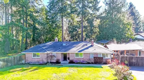 6214 75th St W, Lakewood, WA 98499