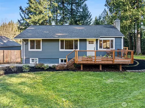 14825 NW Holly Rd, Seabeck, WA 98380