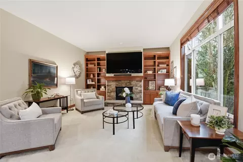 Living - 3931 221st Pl SE, Bothell, WA 98021 photo 2 of 3