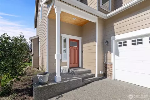 Exterior - 11226 2nd Ave SE, Everett, WA 98208 photo 3 of 6